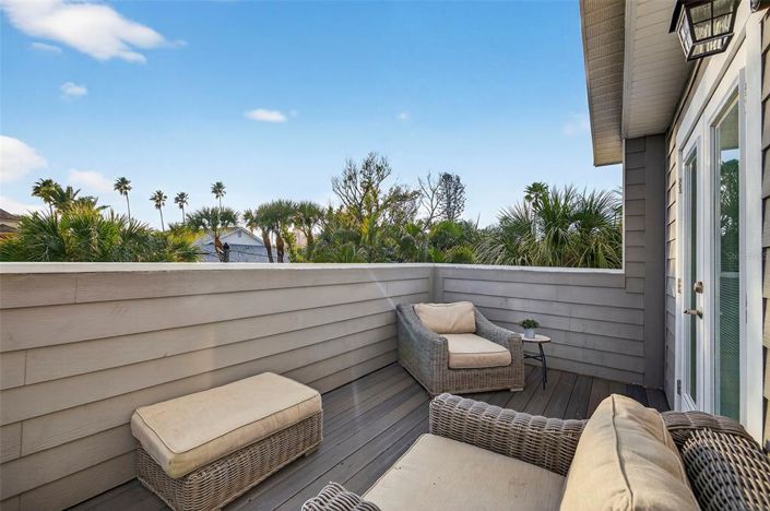 Image No.38-4 Bed Property for sale