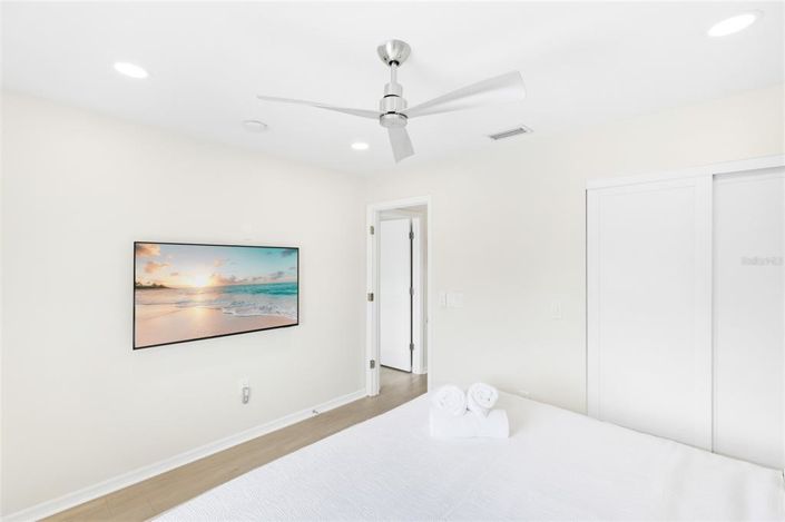 Image No.21-4 Bed Property for sale