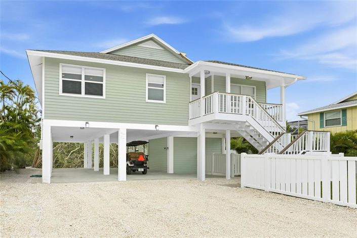 Image No.5-4 Bed Property for sale