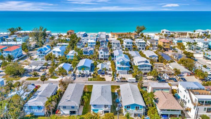 Image No.11-4 Bed Property for sale