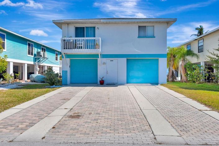 Image No.2-4 Bed Property for sale