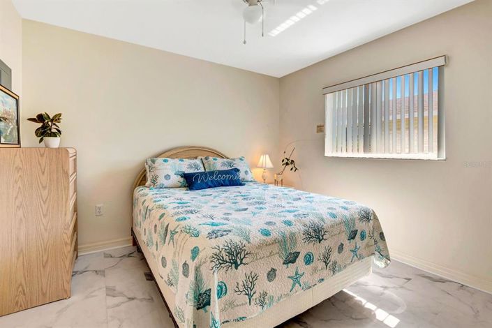 Image No.24-4 Bed Property for sale