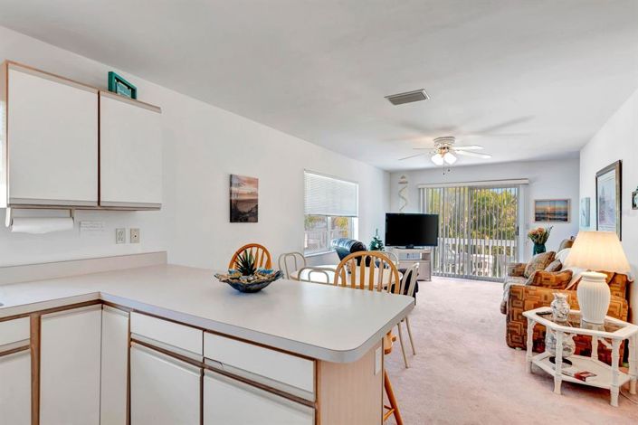 Image No.32-4 Bed Property for sale