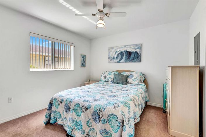 Image No.40-4 Bed Property for sale