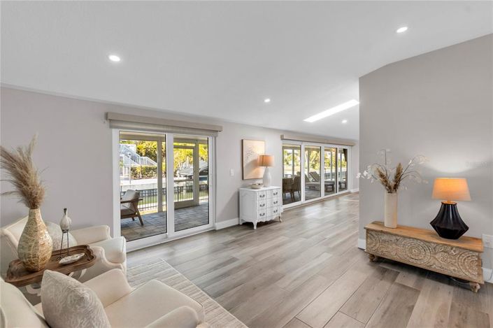 Image No.12-4 Bed Property for sale