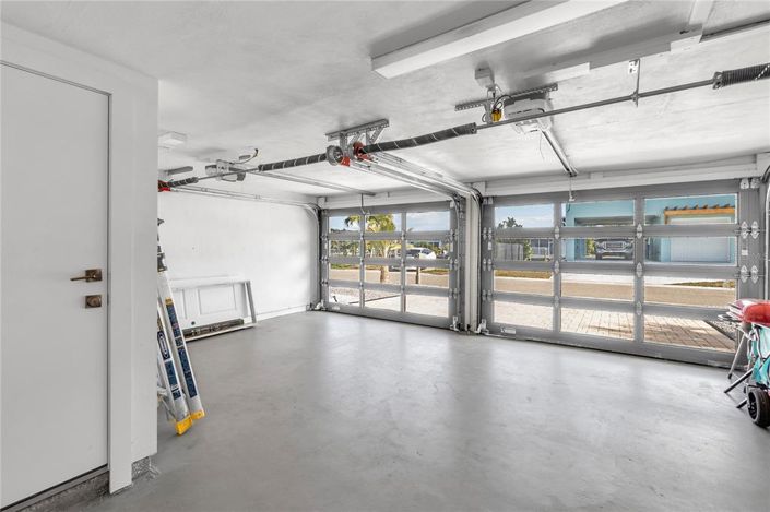 Image No.46-4 Bed Property for sale