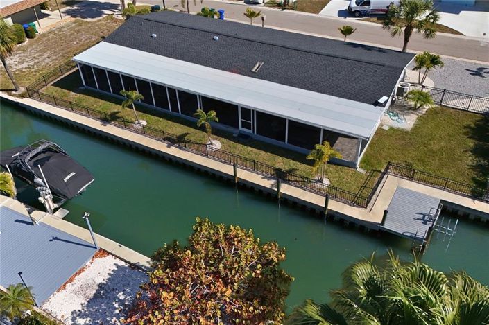 Image No.55-4 Bed Property for sale