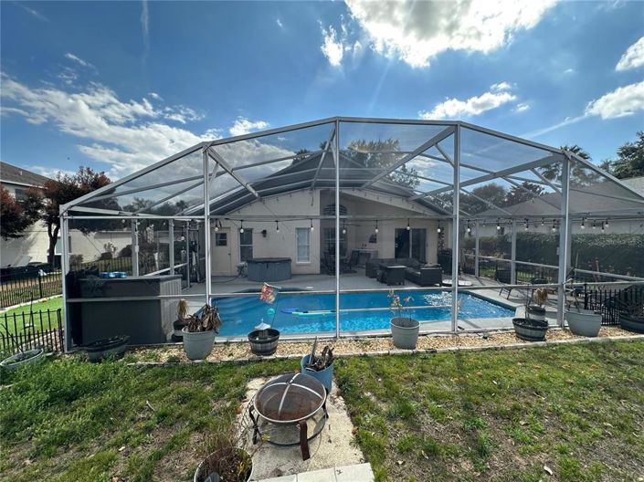 Image No.4-4 Bed Property for sale