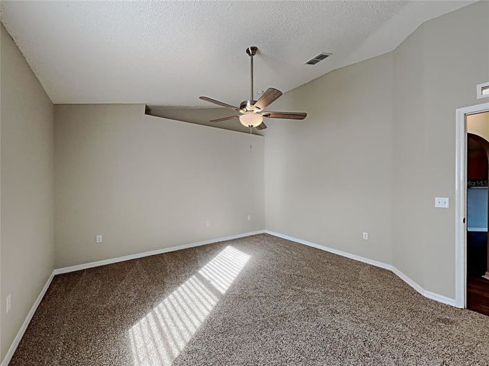 Image No.17-4 Bed Property for sale