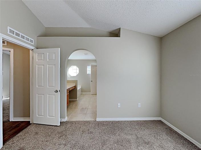 Image No.18-4 Bed Property for sale