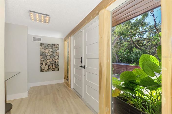 Image No.8-Propriété de 3 chambres à vendre à Sarasota