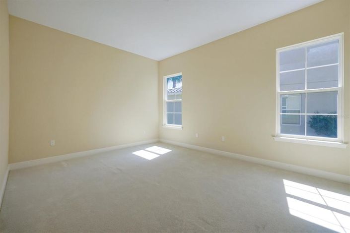 Image No.37-5 Bed Property for sale