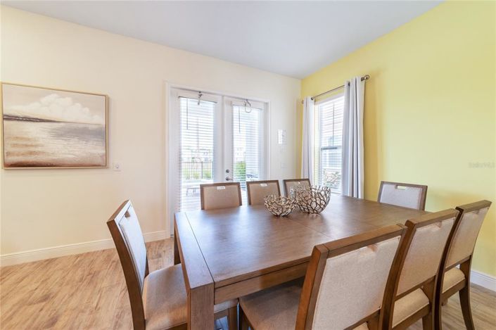 Image No.10-5 Bed Property for sale