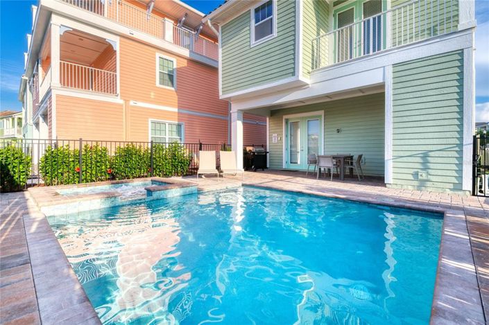 Image No.3-5 Bed Property for sale