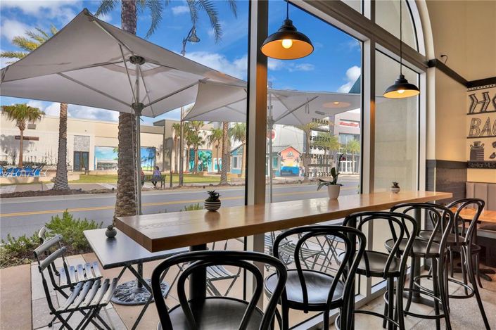 Image No.56-5 Bed Property for sale