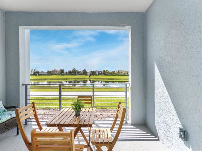 Image No.28-2 Bed Property for sale