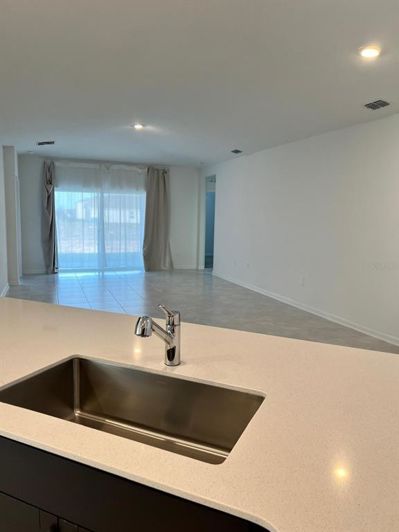 Image No.5-4 Bed Property for sale