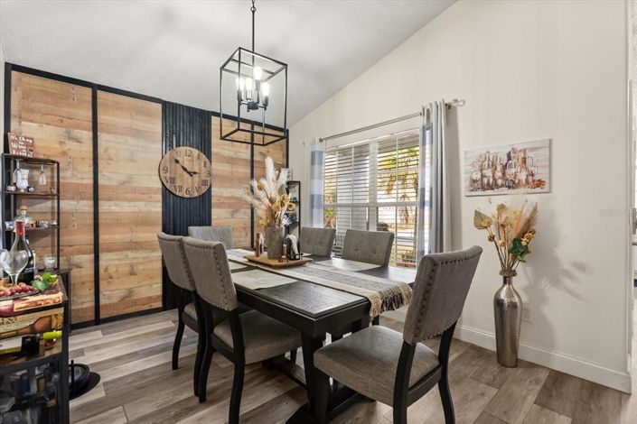 Image No.8-Propriété de 4 chambres à vendre à Kissimmee