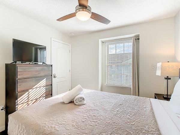 Image No.21-5 Bed Townhouse for sale