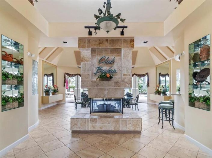 Image No.27-2 Bed Property for sale