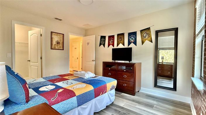 Image No.40-4 Bed Townhouse for sale