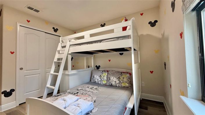 Image No.42-4 Bed Townhouse for sale