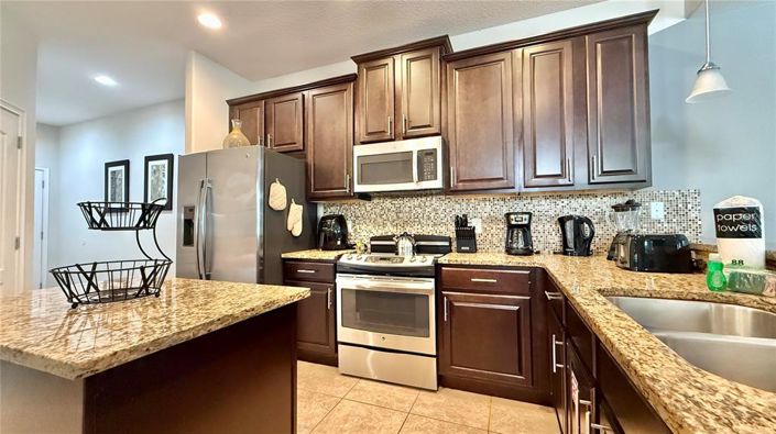 Image No.5-4 Bed Townhouse for sale