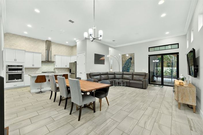 Image No.6-Propriété de 4 chambres à vendre à Orlando