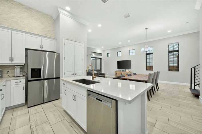 Image No.9-Propriété de 4 chambres à vendre à Orlando