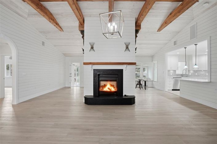 Image No.15-Propriété de 4 chambres à vendre à St. Pete Beach