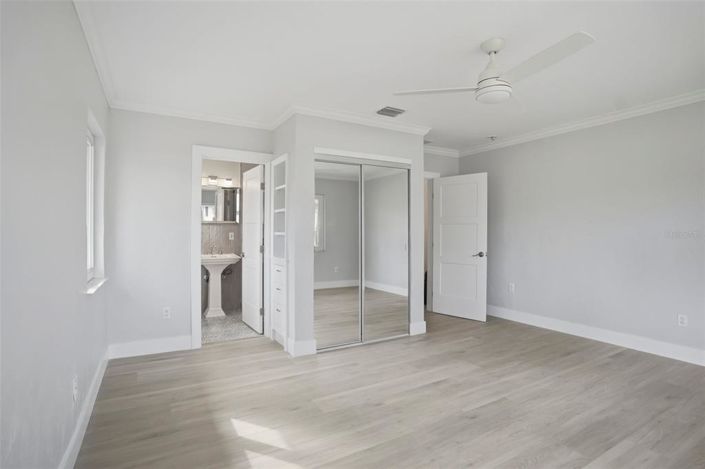 Image No.33-Propriété de 4 chambres à vendre à St. Pete Beach