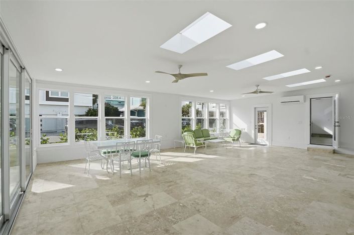 Image No.40-Propriété de 4 chambres à vendre à St. Pete Beach