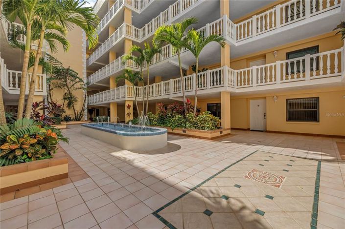 Image No.3-Propriété de 2 chambres à vendre à St. Pete Beach