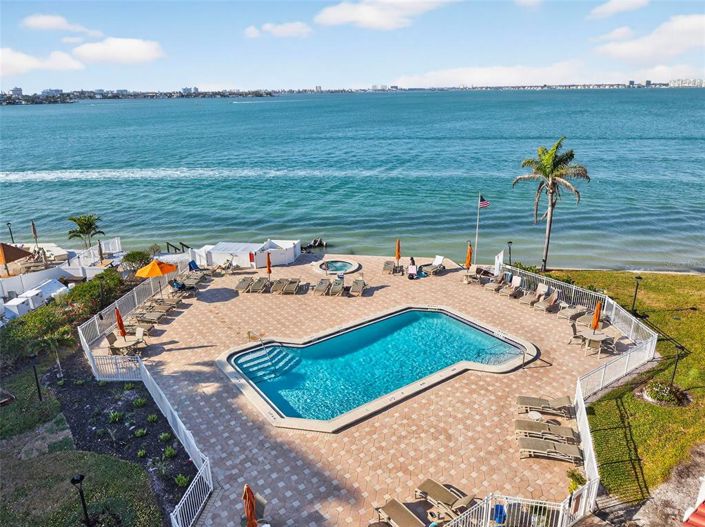 Image No.31-Propriété de 2 chambres à vendre à St. Petersburg