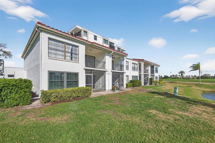 Image No.5-Propriété de 2 chambres à vendre à St. Petersburg