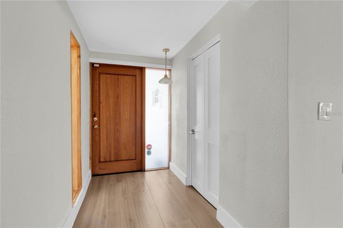 Image No.4-Propriété de 3 chambres à vendre à St. Pete Beach