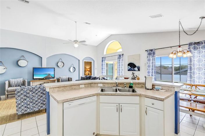 Image No.5-Propriété de 4 chambres à vendre à Davenport