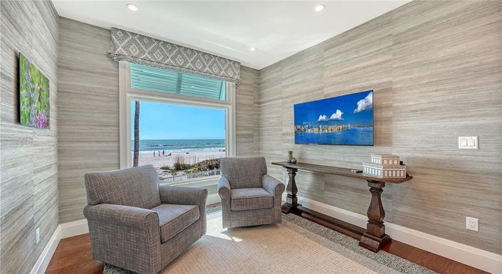 Image No.22-3 Bed Property for sale