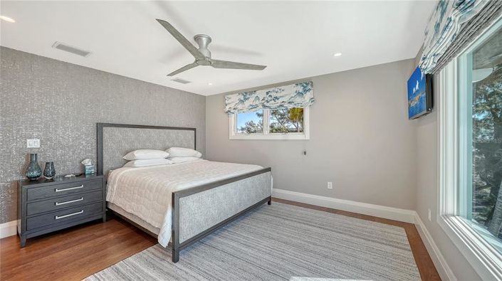 Image No.31-3 Bed Property for sale