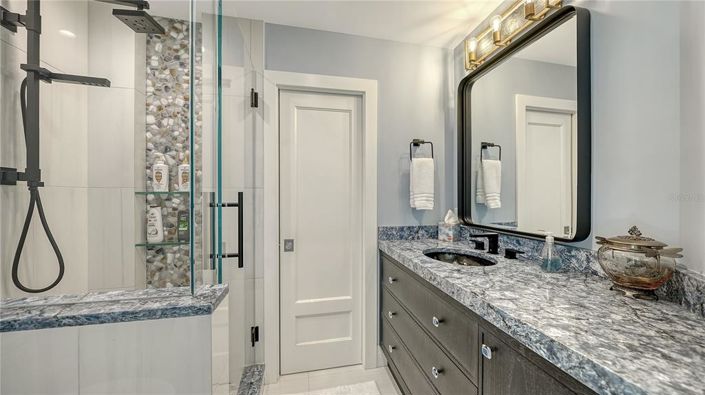 Image No.33-3 Bed Property for sale