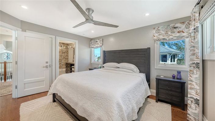 Image No.38-3 Bed Property for sale