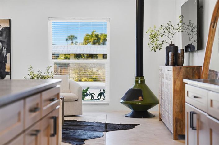 Image No.12-4 Bed Property for sale