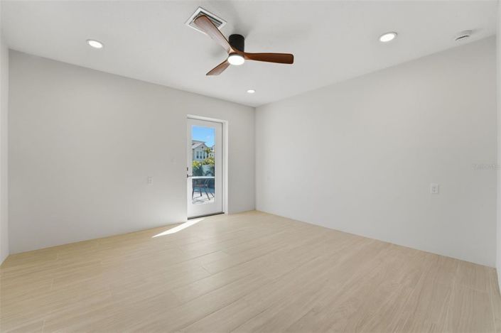 Image No.34-4 Bed Property for sale