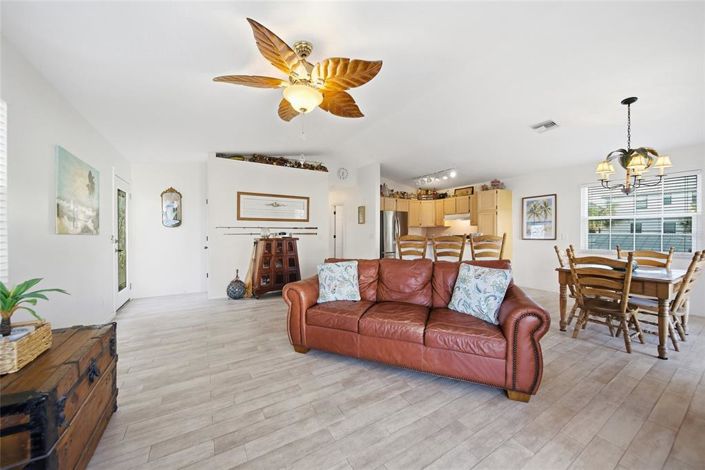 Image No.12-2 Bed Property for sale