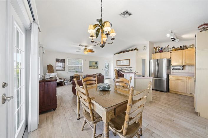 Image No.15-2 Bed Property for sale