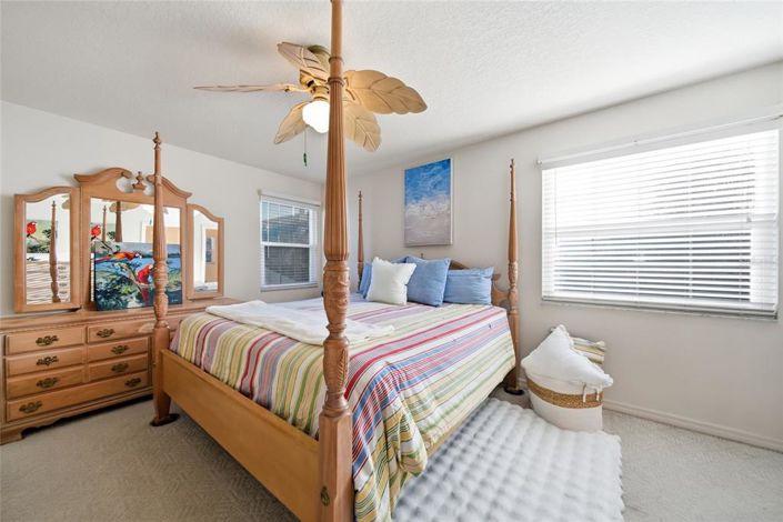 Image No.21-2 Bed Property for sale