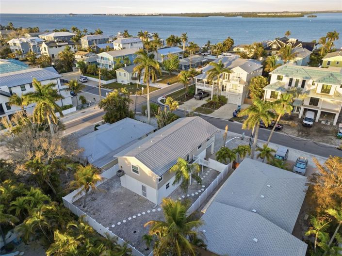 Image No.32-2 Bed Property for sale