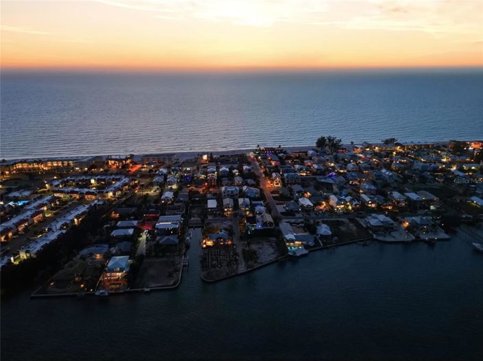 Image No.42-2 Bed Property for sale