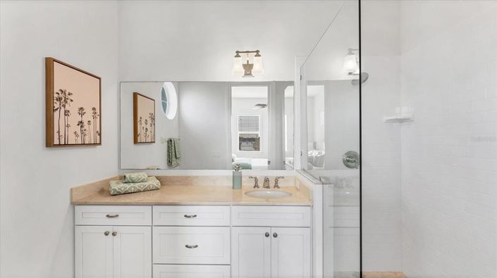 Image No.21-4 Bed Property for sale