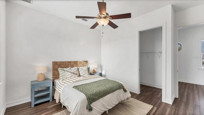 Image No.24-4 Bed Property for sale